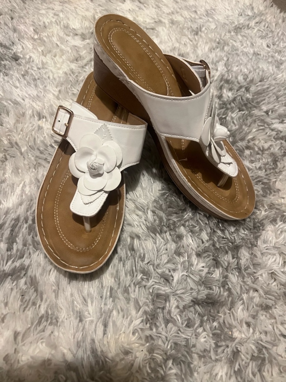 White Floral Thong Wedge Sandals - Women's Casual Summer Shoe